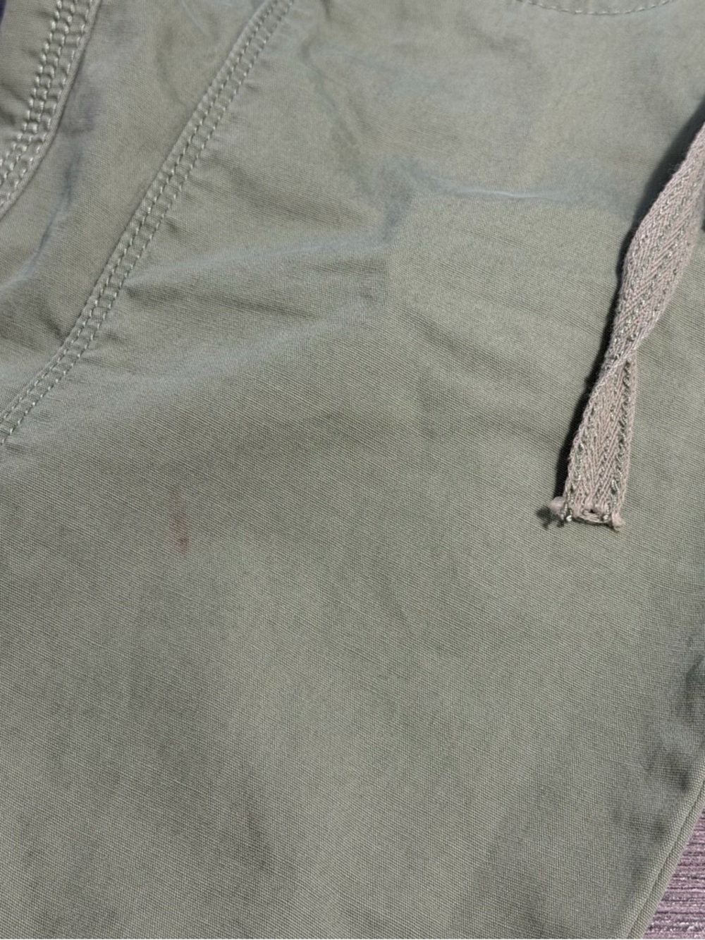 Abercrombie & Fitch Olive Green Utility Capris - Picture 4 of 6